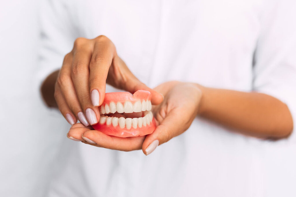 common mistakes to avoid when wearing dentures